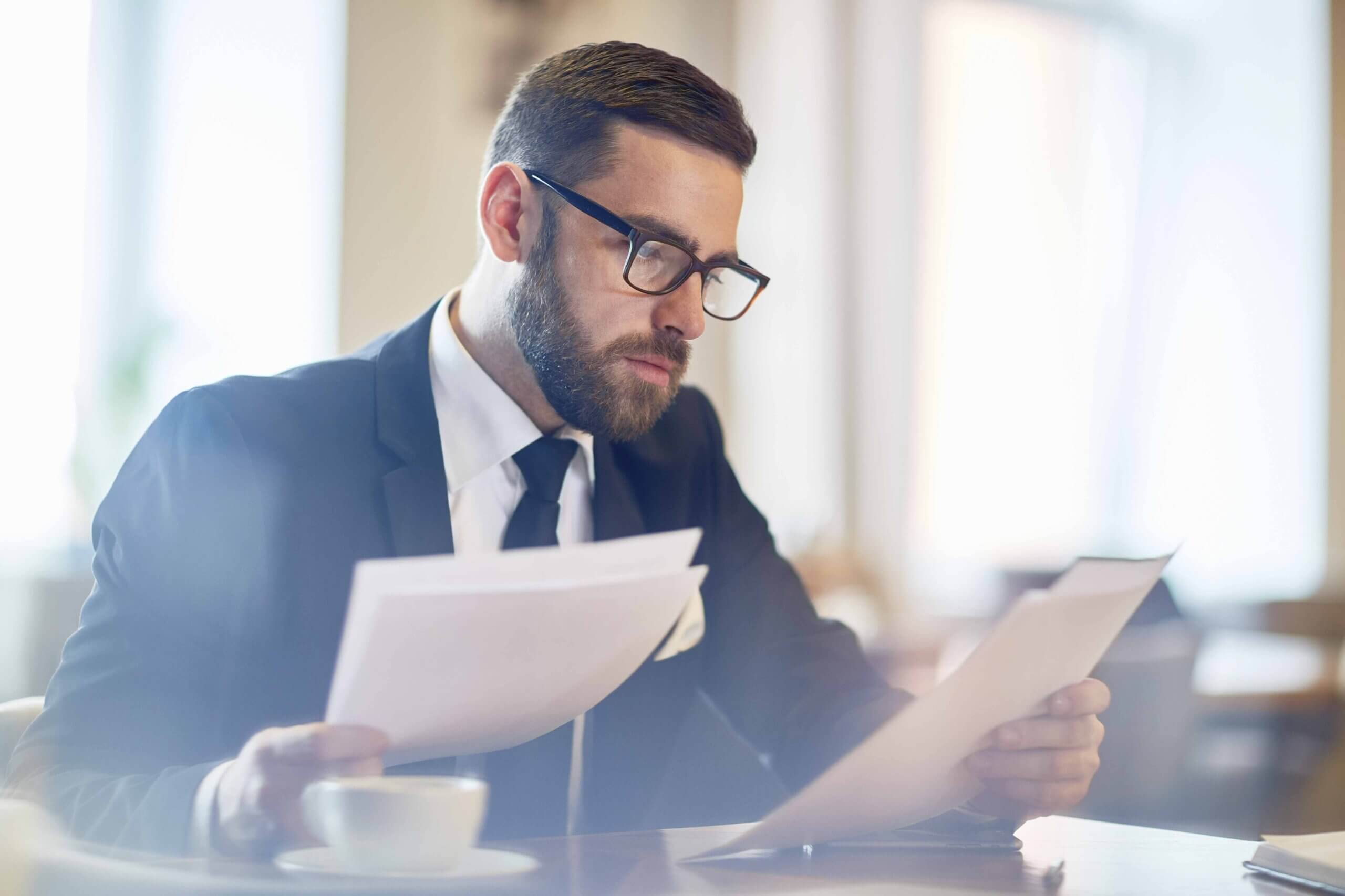 Banner Asesoría legal integral - página de preguntas frecuentes 2